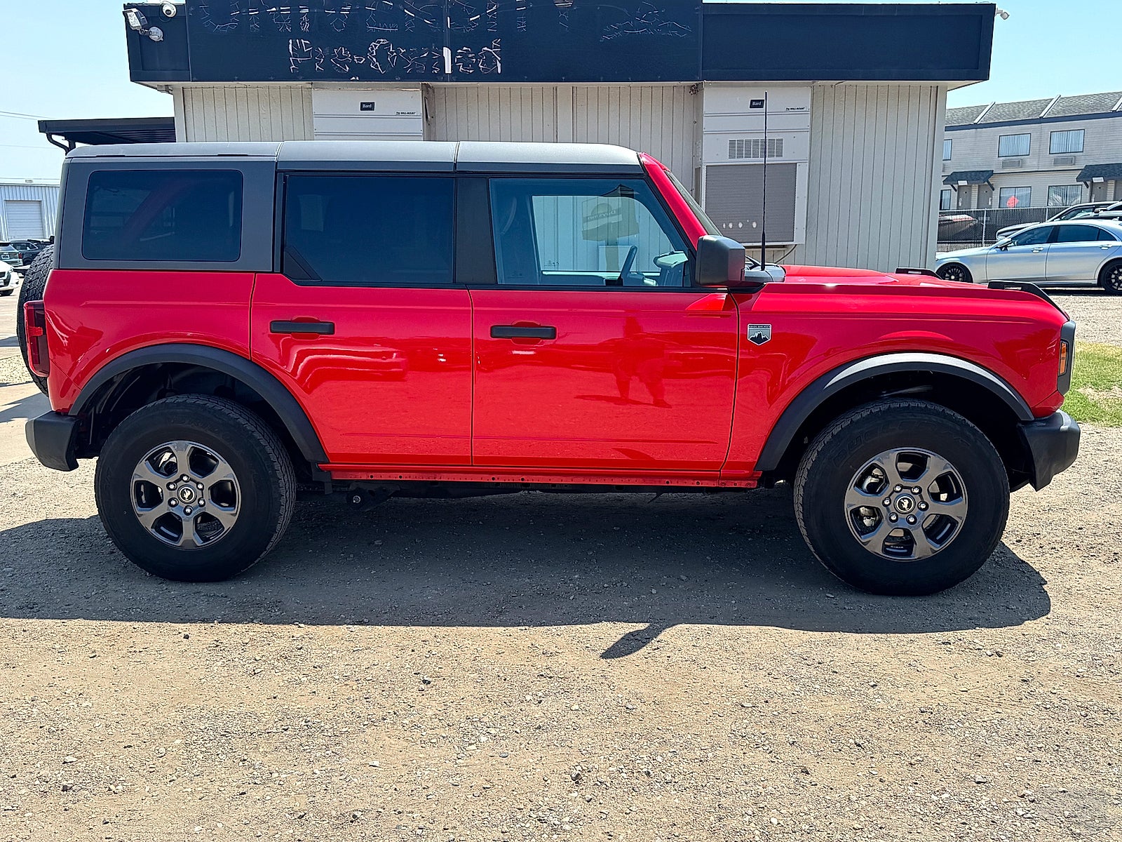 ford bronco 4-door 2024 1FMDE7BH2RLA31014 image ford bronco 4-door 2024 1FMDE7BH2RLA31014 image